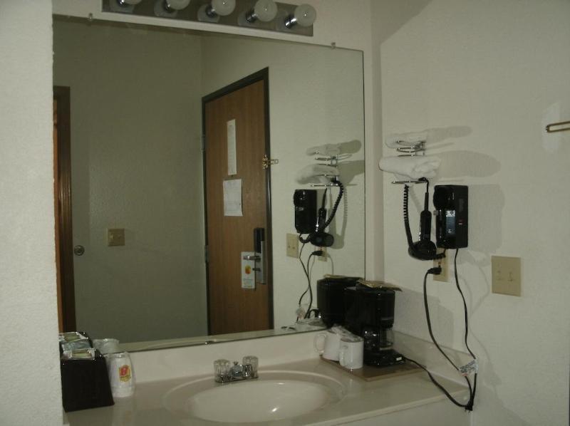 Super 8 By Wyndham Platte City Kansas City Area Eksteriør billede